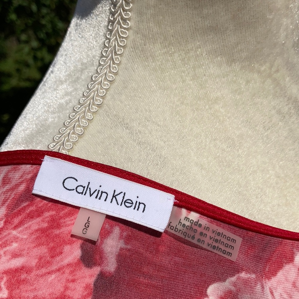 2 Fancy Calvin K Tops - Picture 16 of 16